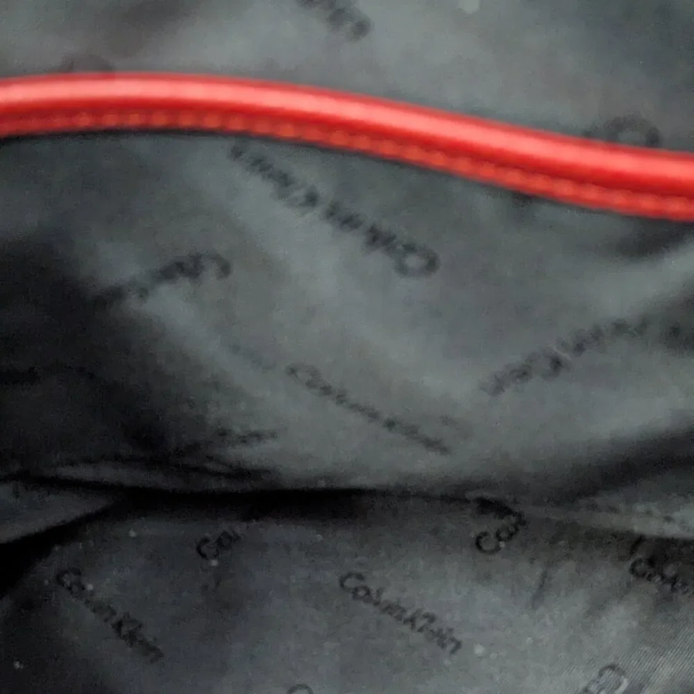 CALVIN KLEIN Women's L-REESE CONVERTIBLE BACKPACK PURSE Real Leather Red